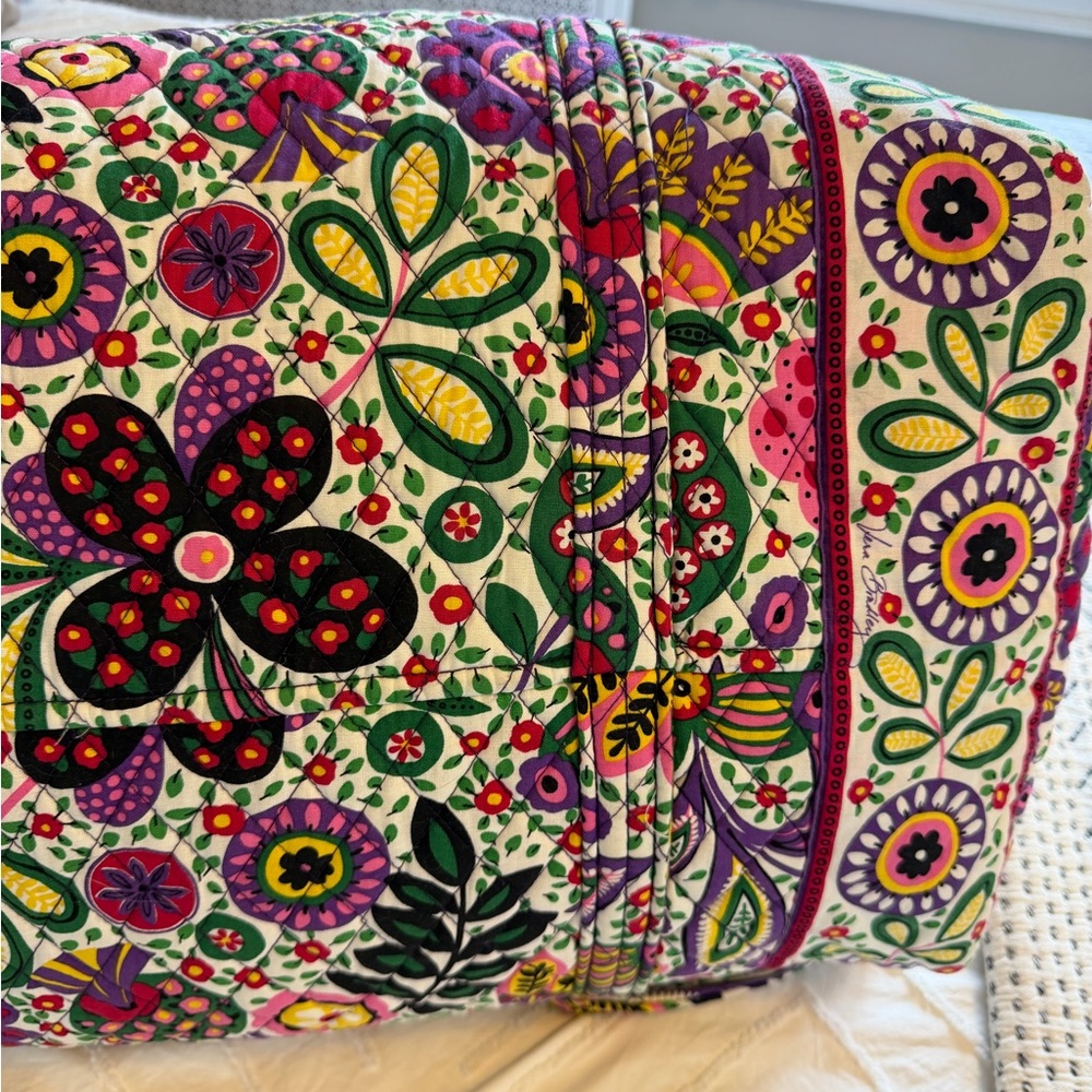 Vera Bradley Viva La Vera Large Floral Cotton Overnight Weekender Bag Excellent! - Picture 9 of 12